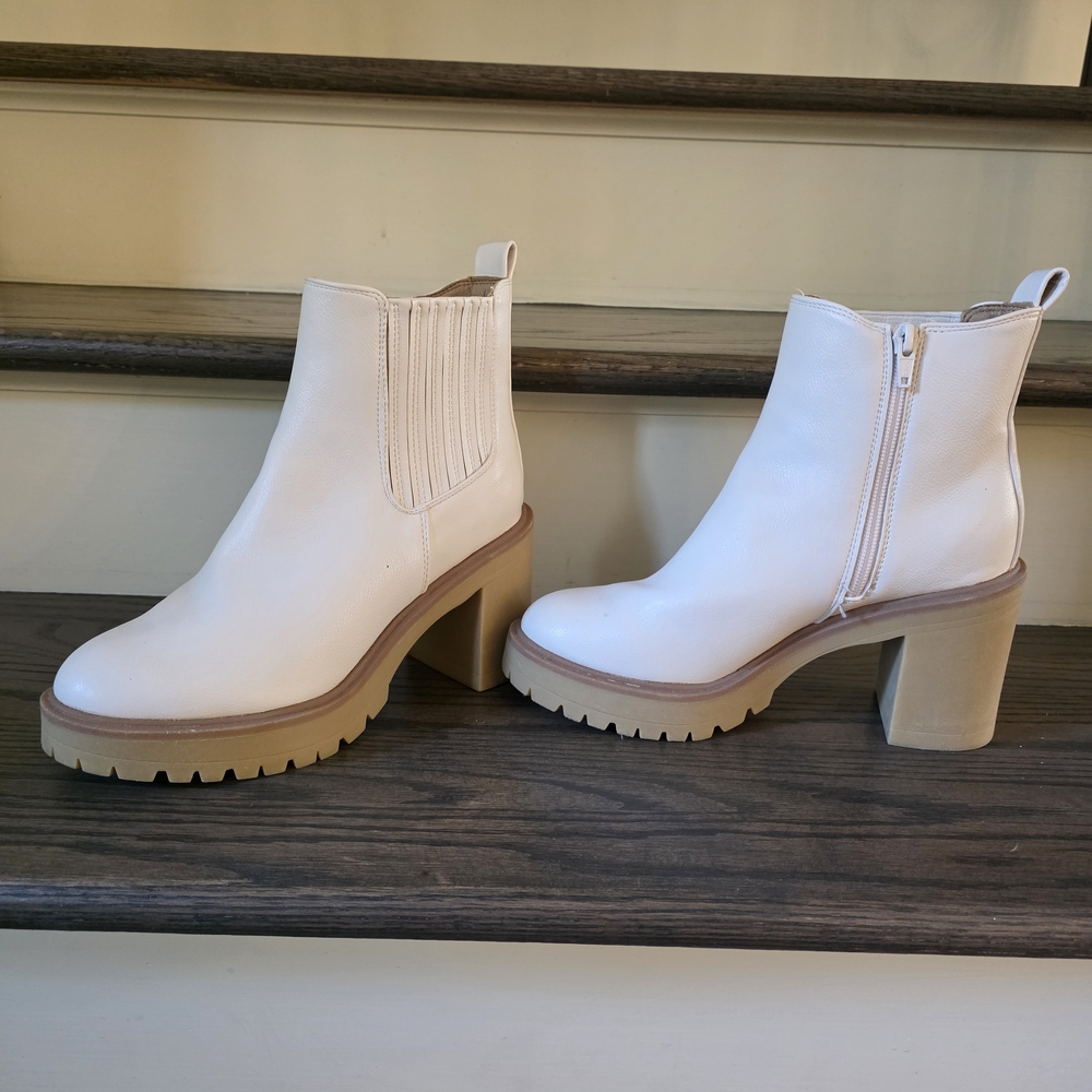 Dolce Vita White Heeled Ankle Boots
